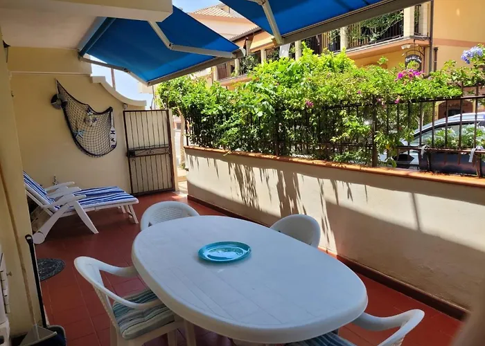 My Little House - Con Patio E Parcheggio Privato A 5 Minuti Dalla E Dal Centro דירה *