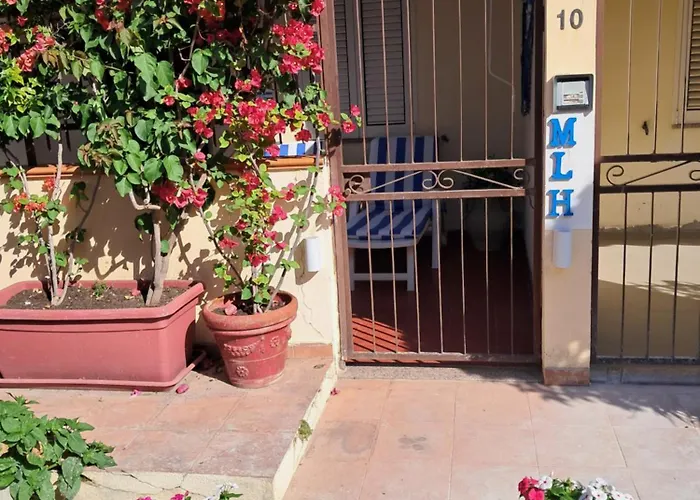 My Little House - Con Patio E Parcheggio Privato A 5 Minuti Dalla E Dal Centro דירה *