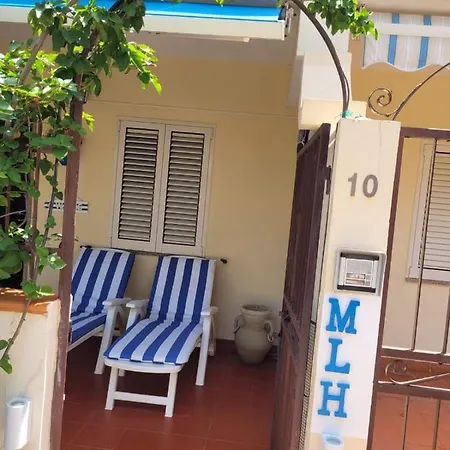 아파트 My Little House - Con Patio E Parcheggio Privato A 5 Minuti Dalla E Dal Centro 트로페아