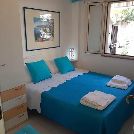 My Little House: Seaside With Patio And Parking Apartment Tropea