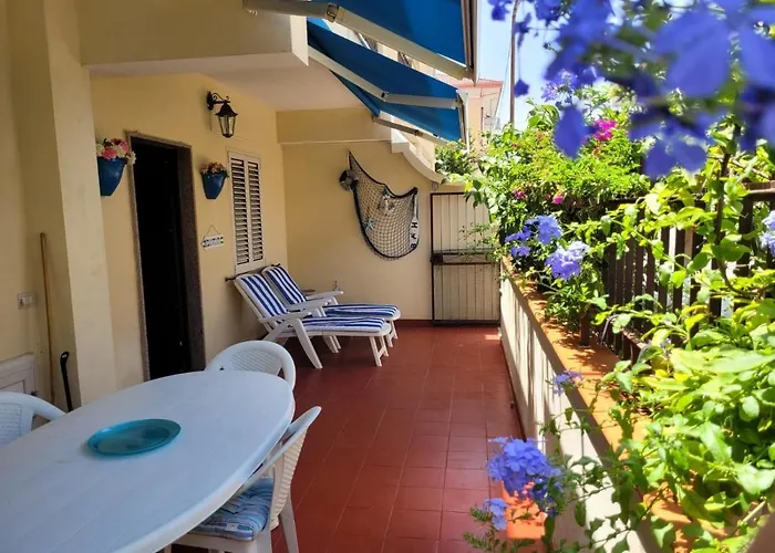 Appartamento My Little House - Con Patio E Parcheggio Privato A 5 Minuti Dalla E Dal Centro